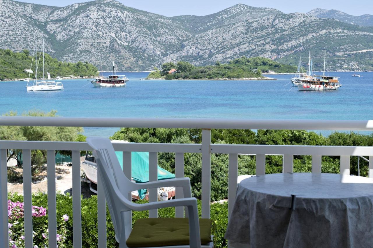Fei Fei Apartments 2 Račišće Dış mekan fotoğraf